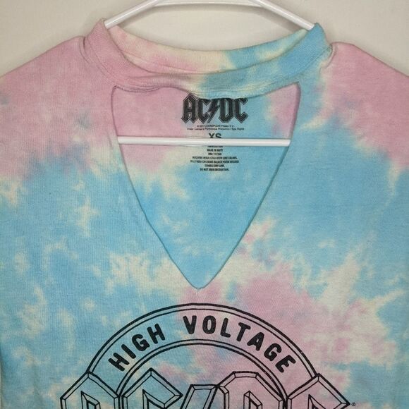 AC/DC tie dye band Tee with v neck - Picture 3 of 4